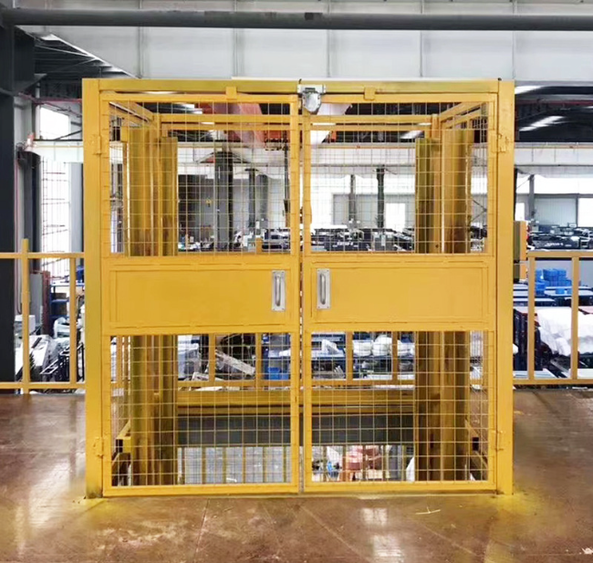 遵义智能导轨式升降机亮相